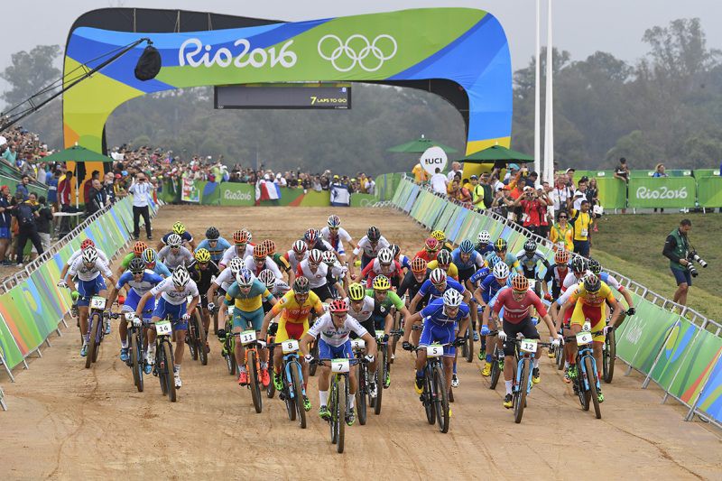 Rio 2016: Vua nước rút Peter Sagan hụt HCV đua xe MTB vì bể lốp