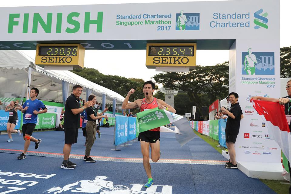 ĐKVĐ SEA Games Soh Rui Yong lần đầu ti&ecirc;n tham dự Singapore Marathon sau 16 năm v&agrave; trở th&agrave;nh nh&agrave; v&ocirc; địch quốc gia đầu ti&ecirc;n