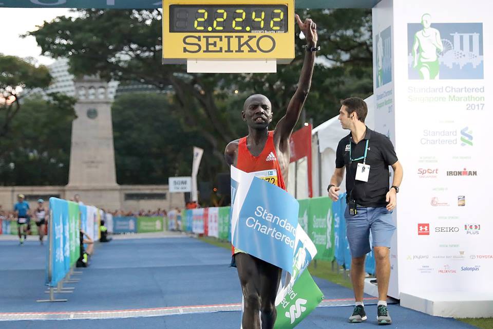 V&ocirc; địch nam SC Singapore Marathon nội dung mở rộng