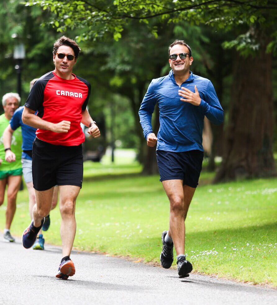 Justin Trudeau chạy bộ cùng Thủ tướng Ireland Justin Trudeau chạy bộ cùng Thủ tướng Ireland