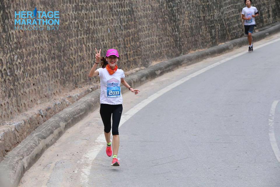 Phương Thùy ở giải chạy Halong Heritage Marathon Phương Thùy ở giải chạy Halong Heritage Marathon
