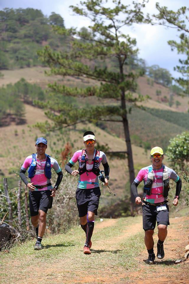 VĐV L&ecirc; Bảo Ch&acirc;n Thiện, th&agrave;nh vi&ecirc;n team MNS T&uacute; L&agrave;n Adventure Race 2017. Ảnh: Linh Nguyen H