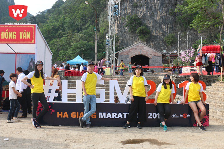 So với năm ngo&aacute;i, giải H&agrave; Giang Marathon năm nay đ&ocirc;ng vui v&agrave; chuy&ecirc;n nghiệp hơn nhiều