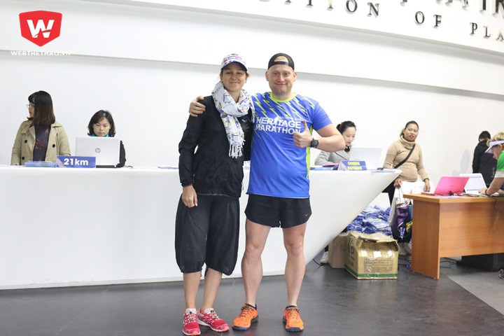 ''&Aacute;o Hạ Long Marathon rất đẹp''