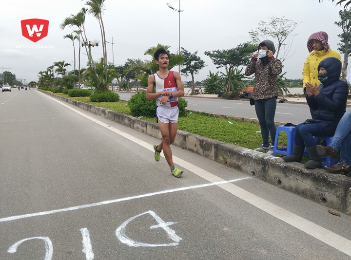 Võ Nhật Cường (Quảng Ngãi) HCĐ đi bộ 20km nam với thời gian 1 giờ 36 phút 49 giây Võ Nhật Cường (Quảng Ngãi) HCĐ đi bộ 20km nam với thời gian 1 giờ 36 phút 49 giây
