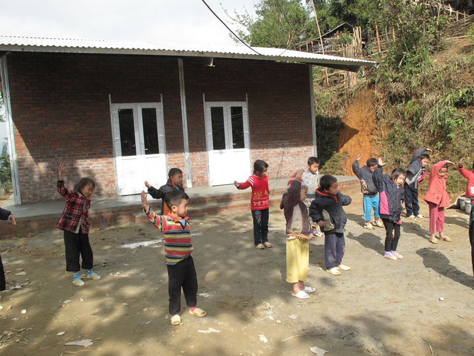 Trường PTCS Nậm Than 2 do Topas c&ugrave;ng Berth School (Australia) x&acirc;y dựa tr&ecirc;n phần quỹ đ&oacute;ng g&oacute;p của VĐV ở giải VMM 2015