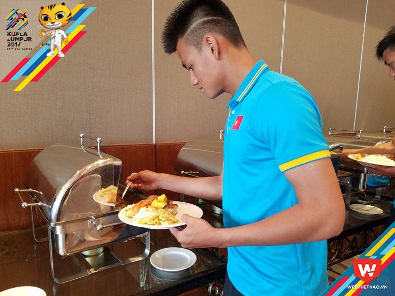 Bữa ăn 5 sao theo phong cách ẩm thực Việt Nam dành cho các tuyển thủ U23 Việt Nam Bữa ăn 5 sao theo phong cách ẩm thực Việt Nam dành cho các tuyển thủ U23 Việt Nam