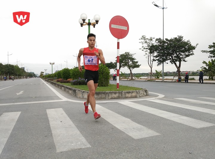 Hai chị em Thanh Phúc, Thành Ngưng cùng "gặt vàng" đi bộ 20km