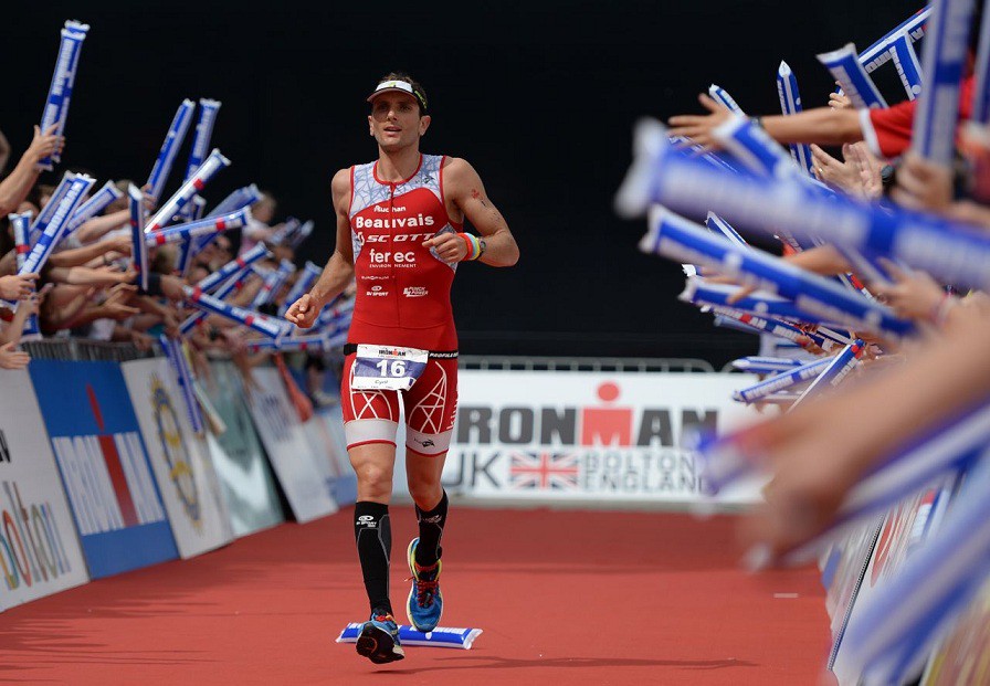 Một tuần thi 2 giải Ironman, cựu VĐ IM 70.3 Vietnam vẫn vô địch Ironman UK
