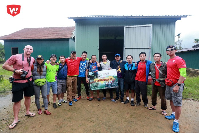 Tú Làn Adventure: Ấm tình những căn nhà nổi nơi rốn lũ Quảng Bình