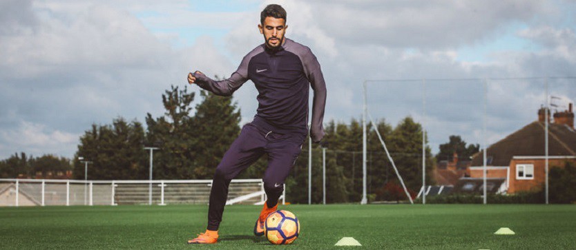 Mahrez: “Phù thủy tối thượng” của Leicester