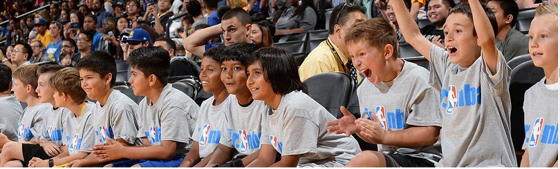 NBA hướng dẫn trẻ em cách tập luyện và thi đấu bóng rổ