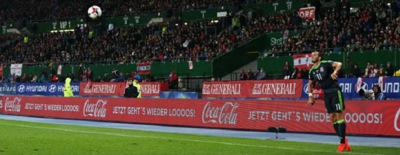 Ném biên như "đá biên": Vũ khí mới của Gareth Bale