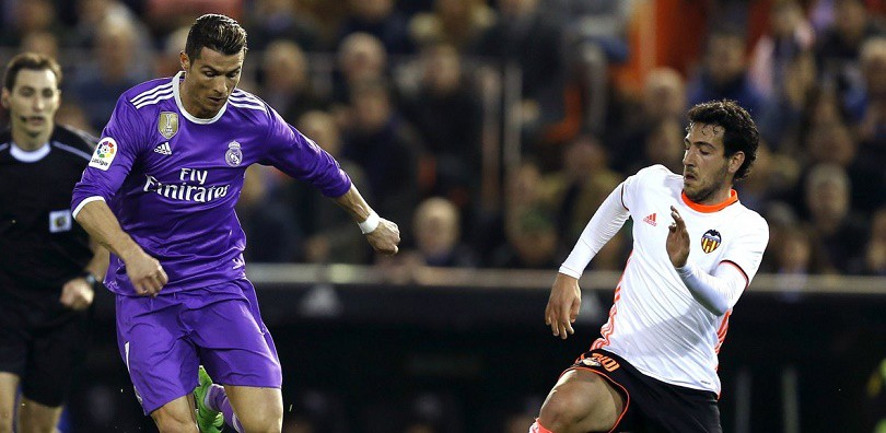 Real Madrid gục ngã trước Valencia dù Ronaldo ghi bàn