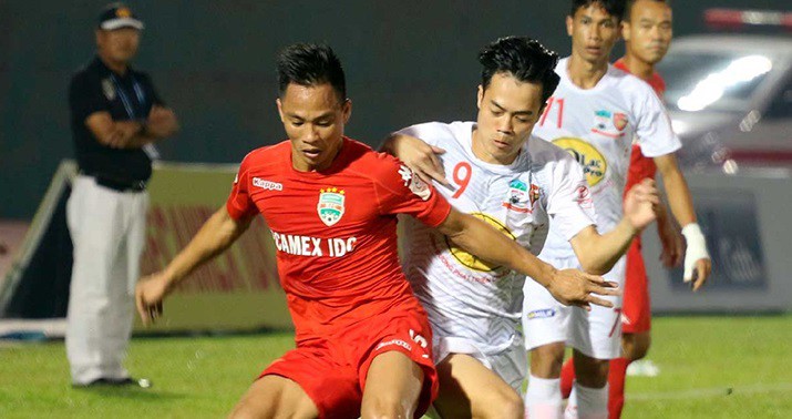 Trực tiếp bóng đá: Hoàng Anh Gia Lai - B. Bình Dương