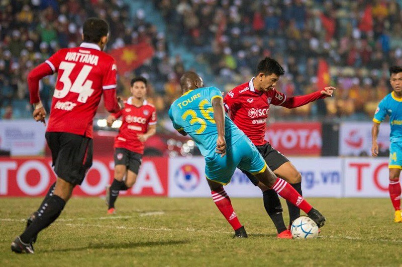 Video kết quả: Toure trượt penalty, Khánh Hòa nhận trái đắng trước Muangthong
