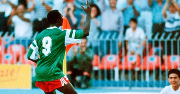Video 50 bàn đẹp nhất lịch sử World Cup: "Vũ điệu sư tử" Roger Milla