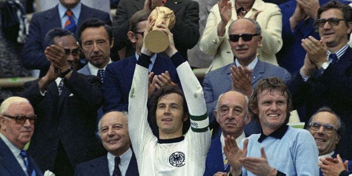 Video huyền thoại World Cup: "Hoàng đế" vĩ đại Franz Beckenbauer