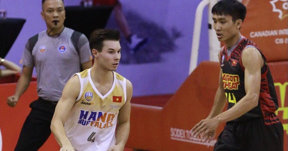 Video kết quả: Vượt qua Buffaloes, Saigon Heat tiếp mạch toàn thắng
