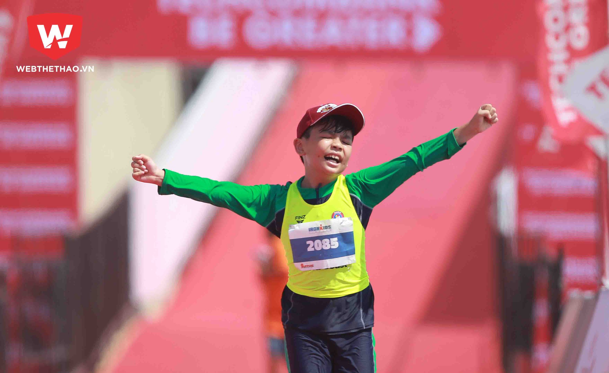 IRONMAN 70.3 VIETNAM 2018: "Người sắt" nhí - Ý chí lớn