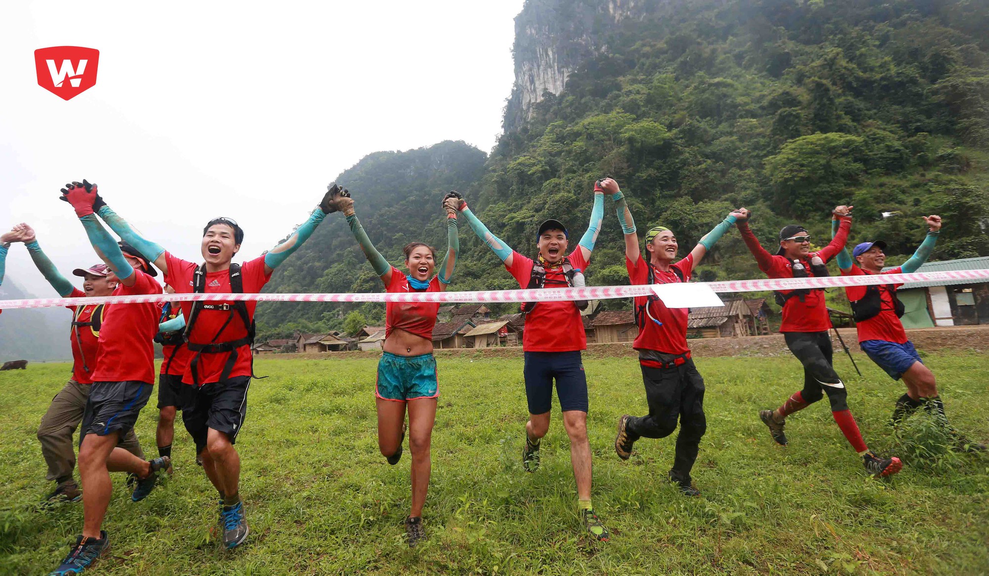 Chùm ảnh: Toàn cảnh The Kong Finders về nhất ngày thứ 2