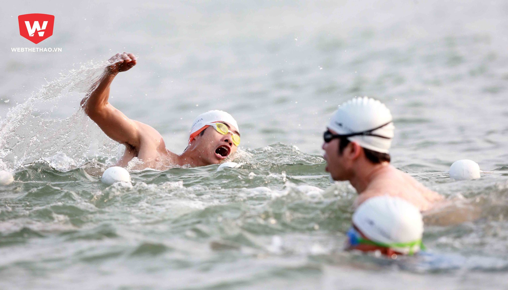 Hàng chục runner bị "tra tấn" trong "trại tập trung" Halong Training Camp