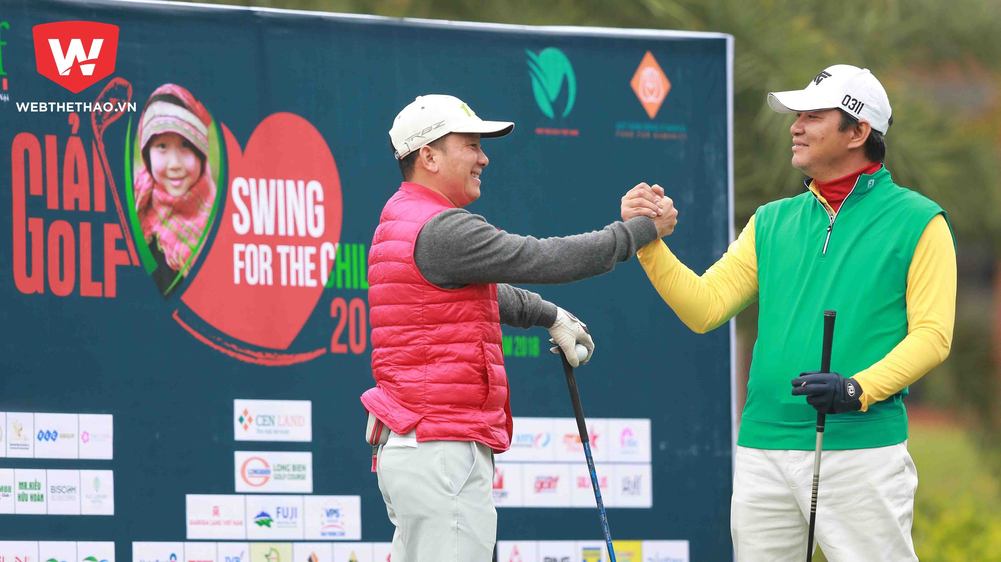 "Swing" dưới cái rét 10 độ vì trẻ em có hoàn cảnh khó khăn