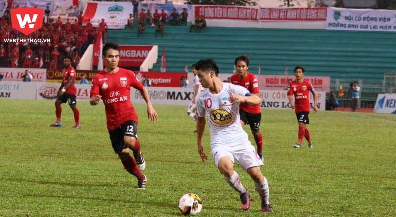 Long An 0-3 HA.GL: Công Phượng lại "nổ súng" mang về 3 điểm cho đội khách