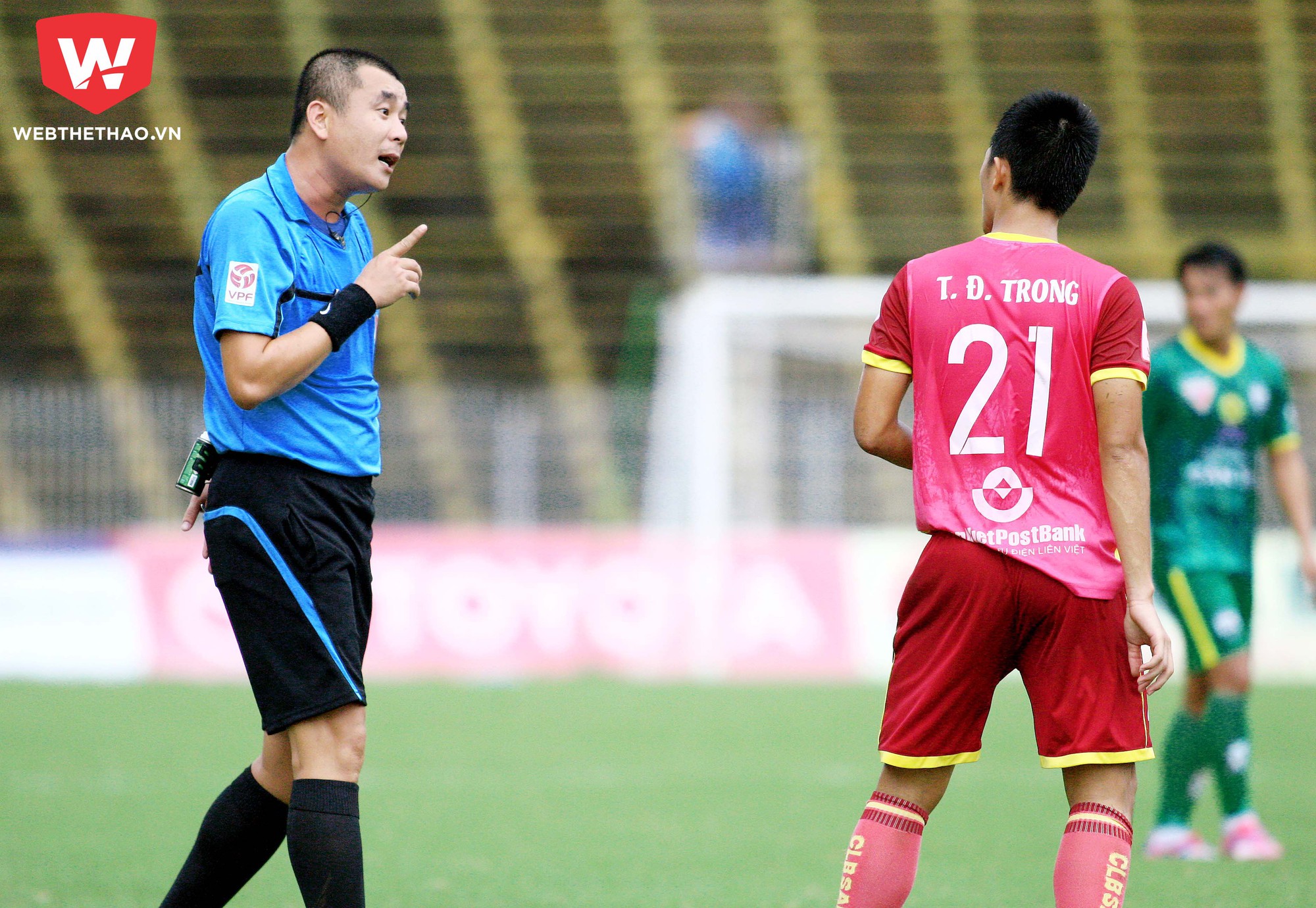 Trrọng tài Nguyễn Trọng Thư từng trượt trọng tài FIFA vì không đáp ứng đủ yêu cầu. Ảnh: Dương Thu. Trrọng tài Nguyễn Trọng Thư từng trượt trọng tài FIFA vì không đáp ứng đủ yêu cầu. Ảnh: Dương Thu.