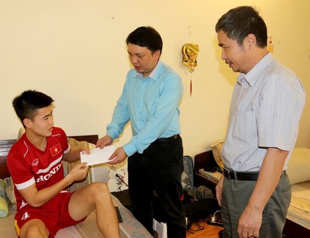 Chấn thương của Duy Mạnh nặng hay nhẹ?