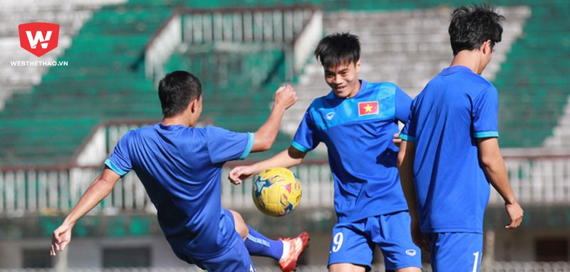 Đánh giá cao Campuchia, HLV Hữu Thắng cho các học trò tập kín