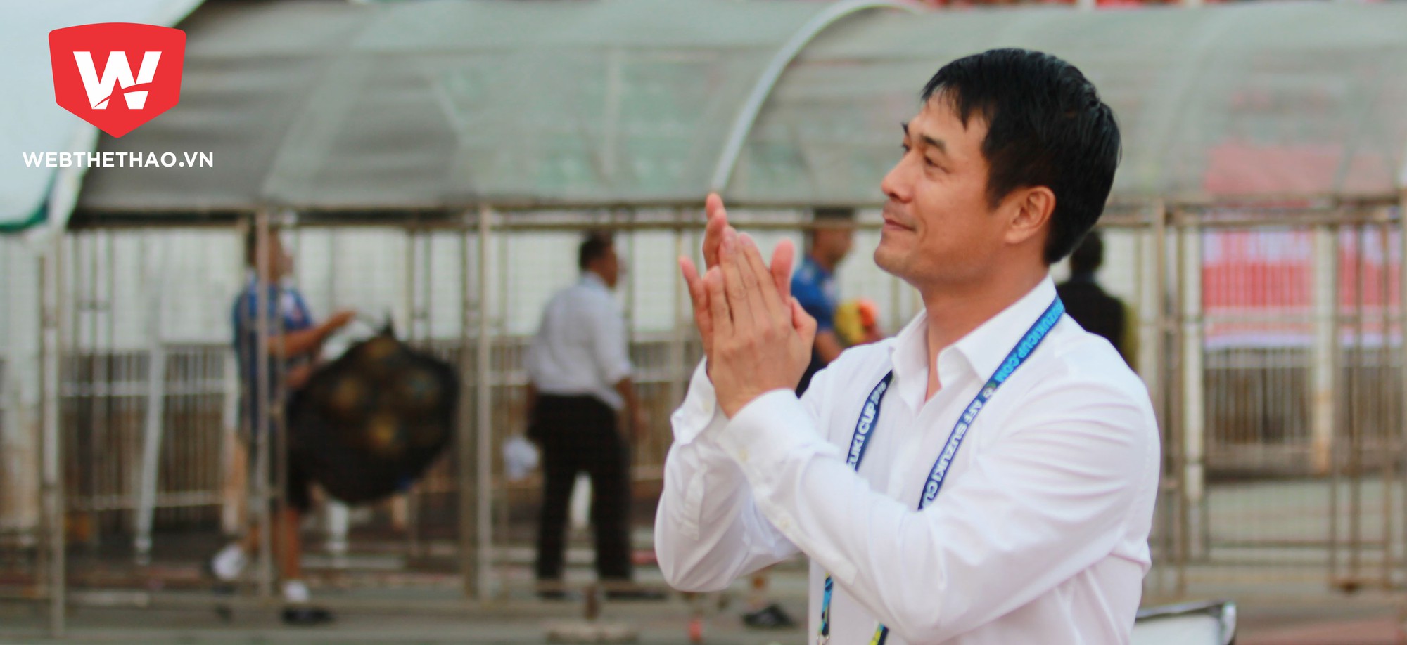 HLV Hữu Thắng phấn khích với chiến thắng của ĐTVN