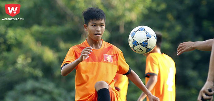 "Lỗi đánh máy" khiến tiền vệ Viettel không có tên trong danh sách U20 Việt Nam?