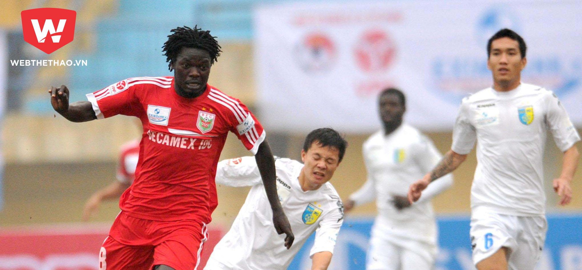 Moses quay lại V.League đầu quân cho Hà Nội T&T