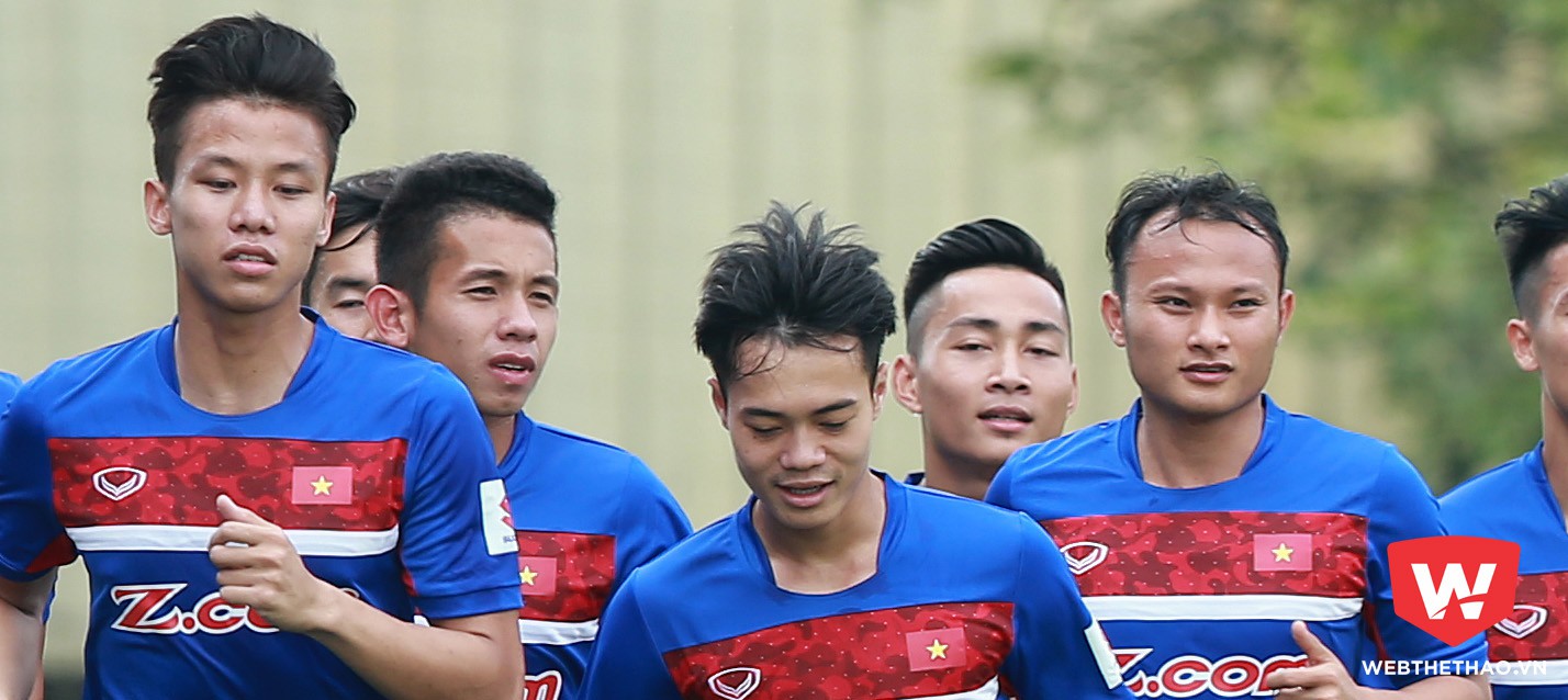 Văn Toàn thừa hưởng số áo của Công Vinh