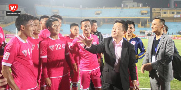 CLB Sài Gòn bay cao nhờ "doping tiền thưởng"