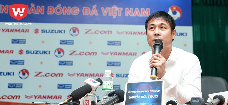 HLV Hữu Thắng hy vọng học trò giữ mình khi V.League hạ màn