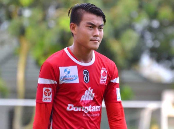 Long An mất cựu trung vệ U.23 VN một tháng vì bị viêm gân bánh chè