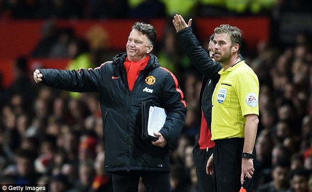Van Gaal chưa c&oacute; danh hiệu n&agrave;o c&ugrave;ng Man Utd