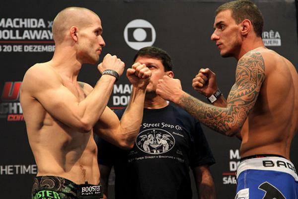 UFC 198: Zubaira Tukhugov gặp Renato Carneiro