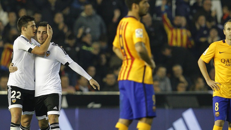 22h00 (13/12), sân Ipurua: Eibar - Valencia
