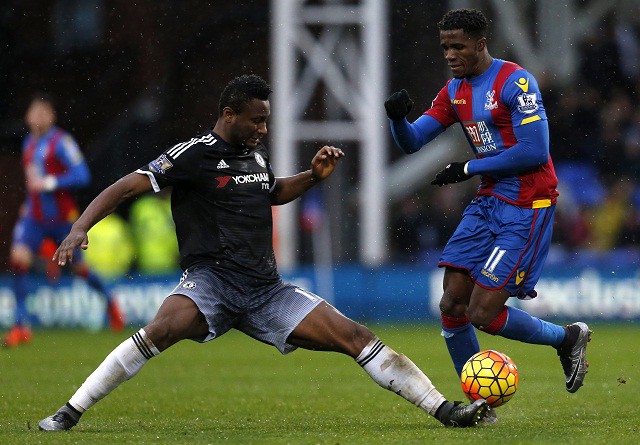 Crystal Palace 0-3 Chelsea: "Ba sao" đầu tiên của Hiddink