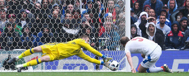 De Gea phá vỡ kỷ lục tồn tại nửa thế kỷ của Gordon Banks