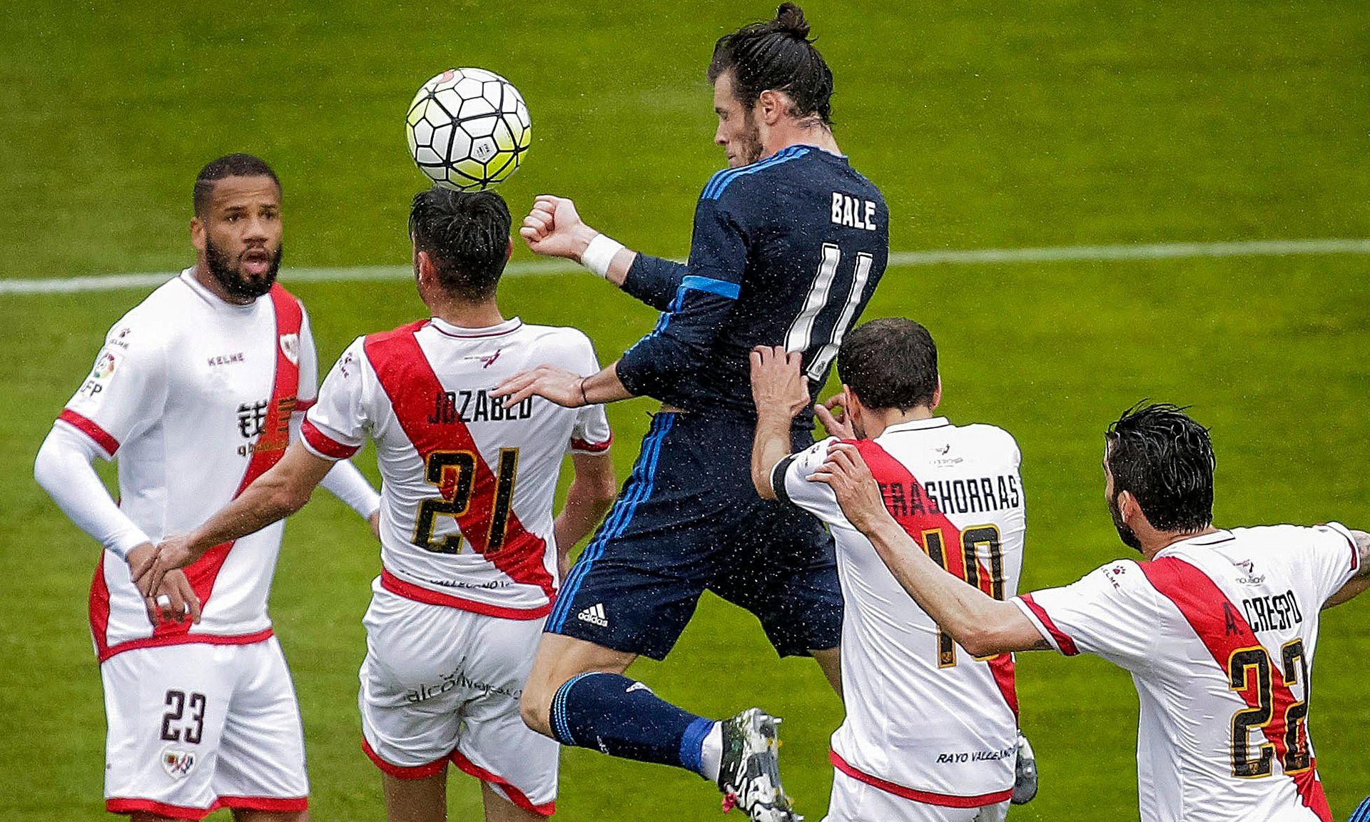 La Liga - vòng 35, Rayo Vallecano 2-3 Real Madrid: May còn Bale!