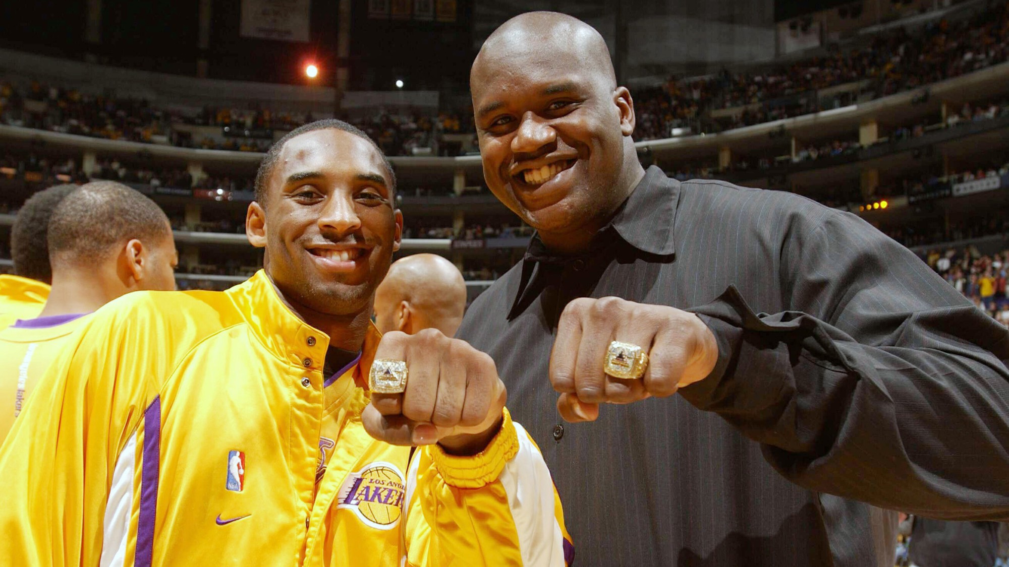 Tin NBA ng&agrave;y 13/12: Cặp đ&ocirc;i Shaq-Kobe từng 1 giai đoạn thống trị NBA.