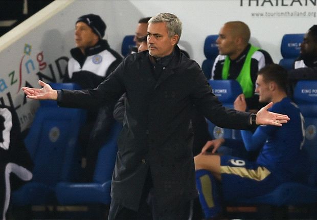 Mourinho: Tôi bị các cầu thủ phản bội