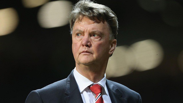M.U thua trận thứ 3 liên tiếp, Van Gaal thực sự sợ bị sa thải