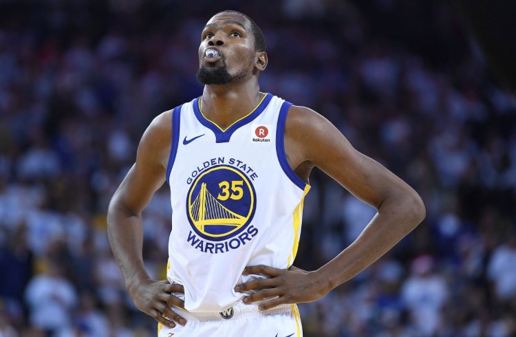 NBA 2017-18: Hậu Giáng sinh Cavaliers tiếp tục thua, Warriors vẫn thắng