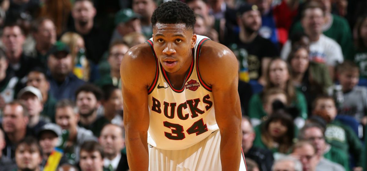 NBA 2017-18 ngày 1/11: Antetokounmpo đơn độc; Lakers "quật ngã" hiện tượng