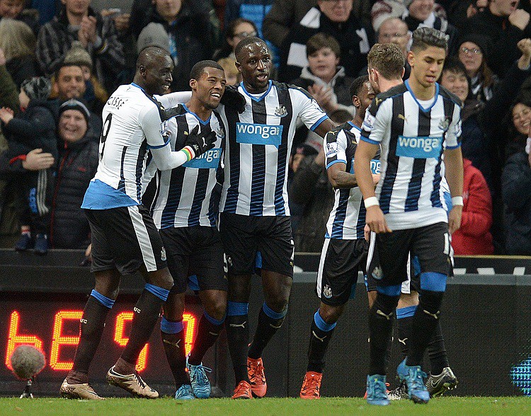 Newcastle 2 – 0 Liverpool: Đừng coi thường kẻ cùng đường